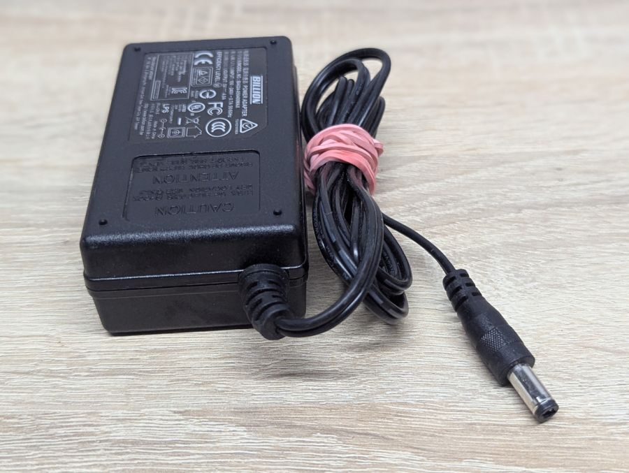 Б/В Блок живлення Billion BA024-050400MAX,5 В,4.0 А,20W,5.5x2.5мм [ProductHub SKU BA024]