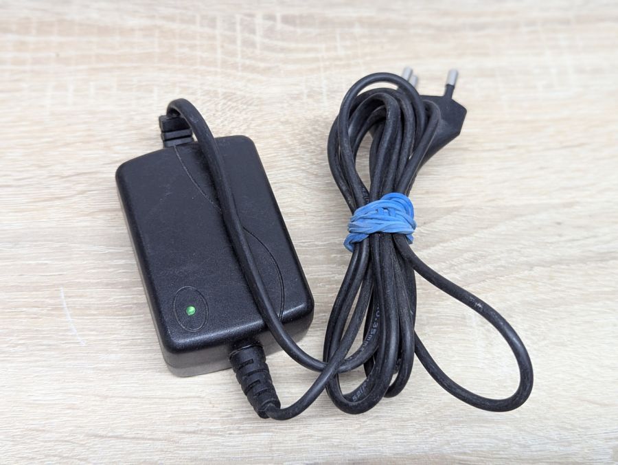 Б/В Блок живлення 12 В,1 А,5.5x2.1 мм [ProductHub SKU LS-SK1201]