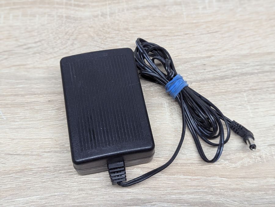 Б/В Блок живлення DYMO TESA2-2401000, 24V, 1.0A ,24W,5.5x2.5мм [ProductHub SKU TESA2]