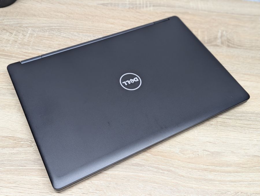 Ноутбук Б/В Dell Latitude 5580, Intel Core i5-6300U, DDR4 8 GB, SSD 256GB, 15.6" Full HD [ProductHub SKU Dell630]