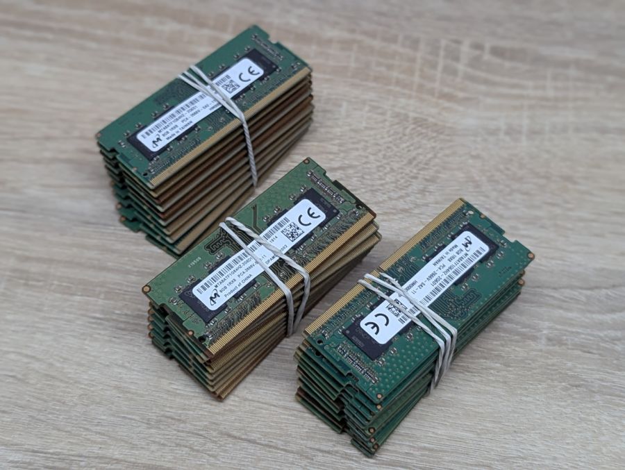 Б/В Оперативна пам'ять Micron DDR4 8GB 2666 MHz [ProductHub SKU Micron8GB2666]