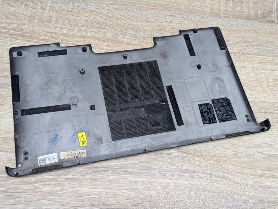 Б/В Cервісна панель для ноутбука Dell Latitude E6540,Dell Precision M2800 [ProductHub SKU 06T3T2]