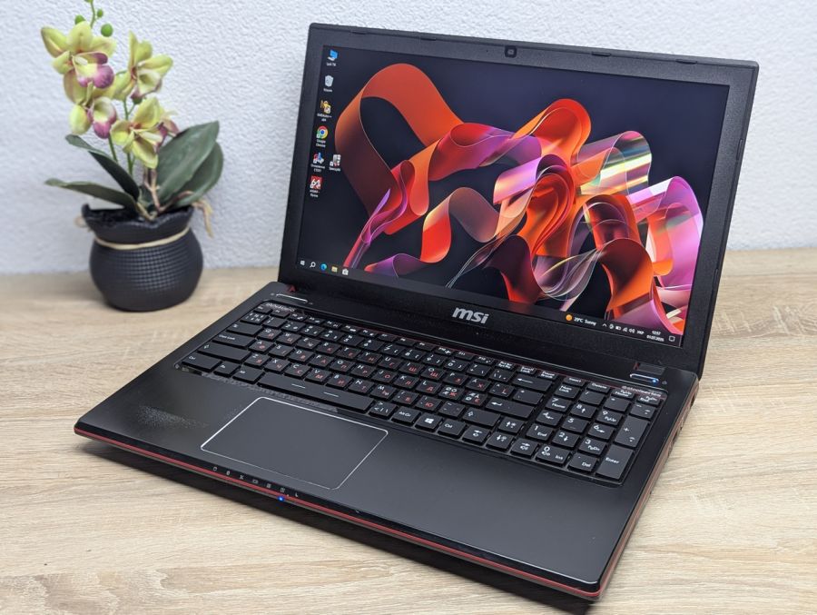 Ноутбук Б/В MSI GE60 2PC Apache, Intel Core i7-4700HQ, DDR3 16 GB, SSD 256GB, NVIDIA GeForce GTX 860M 2Gb, 15.6" Full HD [ProductHub SKU MSI17]