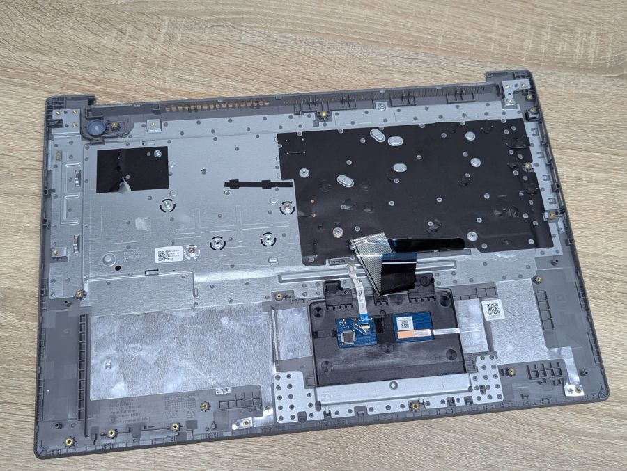 Б/В Топкейс з клавіатурою для ноутбука Lenovo IdeaPad 3 17IML05 [ProductHub SKU AP1JX000500]