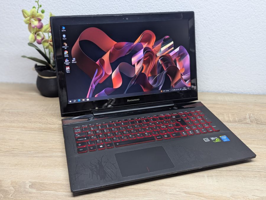 Уцінка! Ноутбук Б/В Lenovo IdeaPad Y50-70, Intel Core i7-4720HQ, DDR3 16 GB, SSD 256GB, NVIDIA GeForce GTX 960M 2Gb, 15.6" Full HD