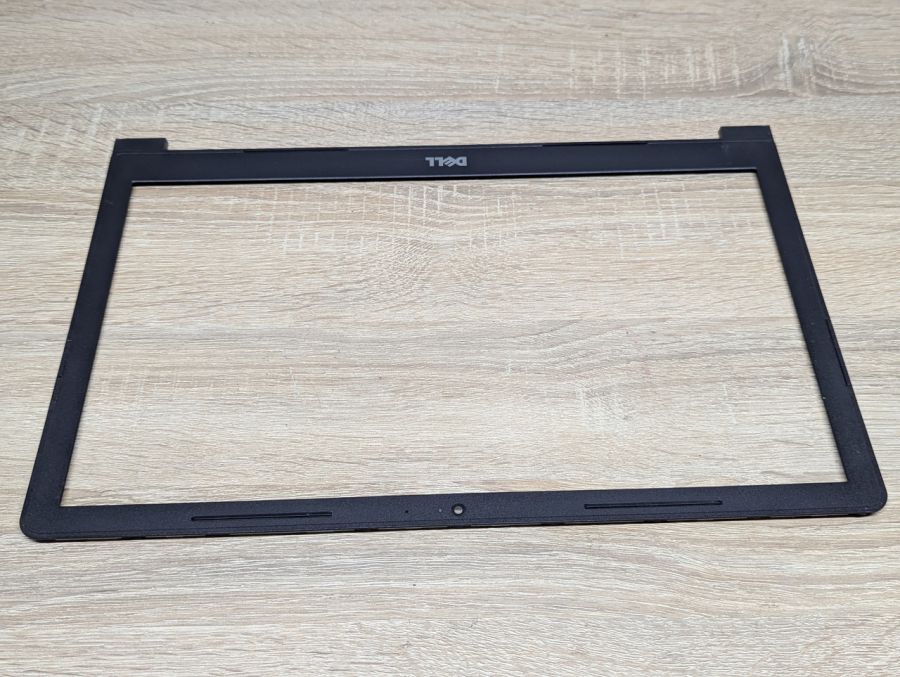 Б/В Рамка дисплея для ноутбука Dell Inspiron 15 3565\3567,Dell Vostro 15 3568,3565,3562,3561 [ProductHub SKU 06C63X]