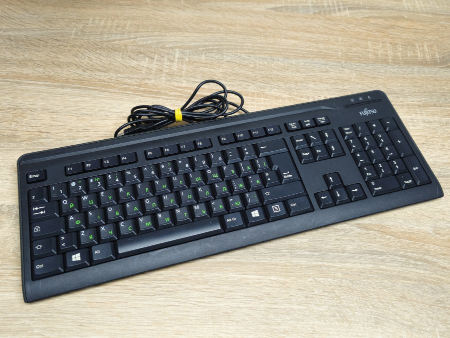 Б/В Дротова клавіатура Fujitsu KB410 C [ProductHub SKU KB410C]