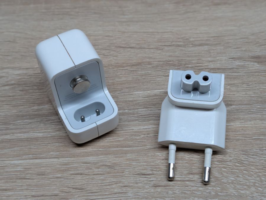 Б/В Адаптер живлення Apple 10W 5.1 В 2.1 А USB Type-A [ProductHub SKU A1357]