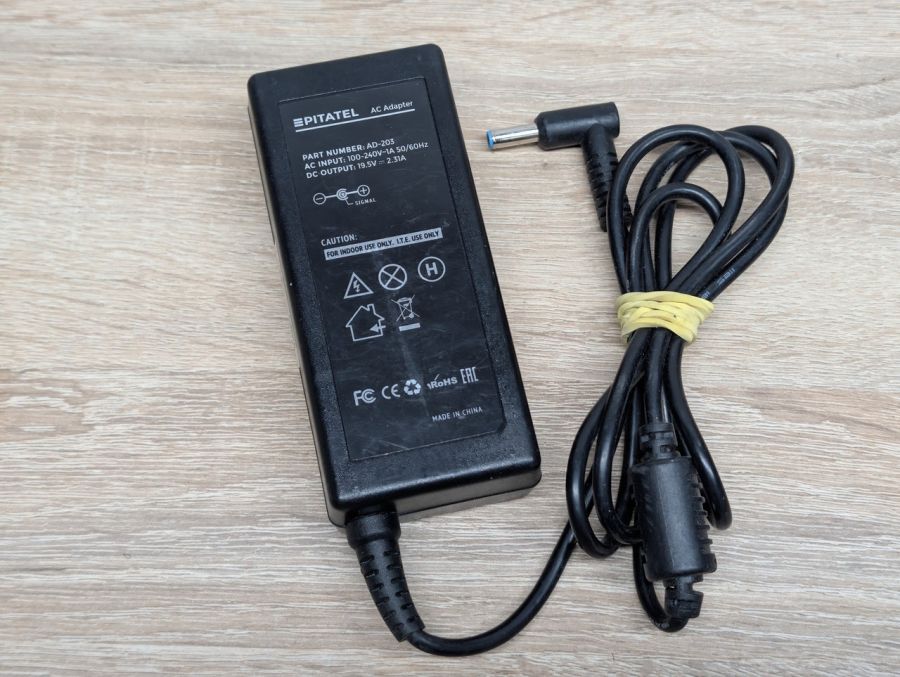 Б/В Блок живлення PITATEL AD-203 45W 19.5V 2.31A 4.5x3.0мм [ProductHub SKU AD-203]