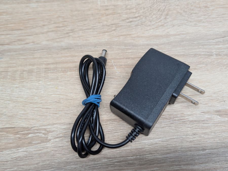 Б/В Блок живлення 12W 12V 1A 5.5 x 2.5 мм [ProductHub SKU 121012W]