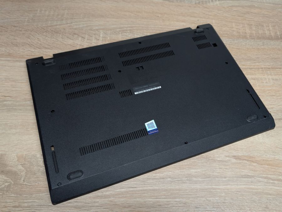 Б/В Піддон для ноутбука Lenovo ThinkPad L590 [ProductHub SKU AP1B0000100]