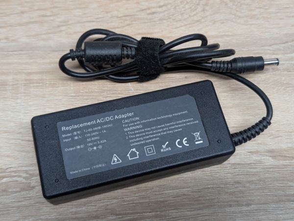 Б/В Блок живлення 65W 19V 3.42A 5.5 x 2.5 мм