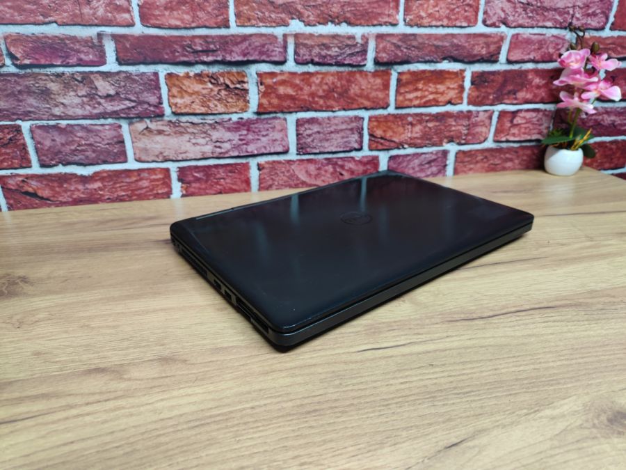 Ноутбук Б/В Dell Latitude E5540, Intel Core i5-4210U, DDR3 8 GB, SSD 128GB, 15.6" HD