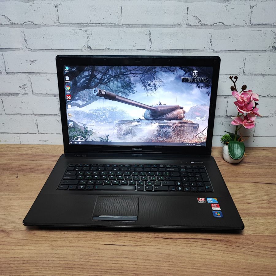 Ноутбук Б/В ASUS K72J, Intel Core i5-460M, DDR3 8 GB, SSD 256GB, AMD Radeon HD 5000, 17.3" HD