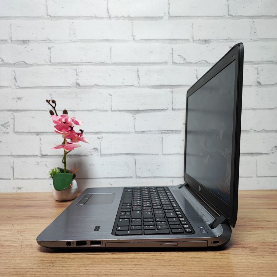 Уцінка! Ноутбук Б/В HP ProBook 450 G2, Intel Core i3-4030U, DDR3 8 GB, SSD 128GB, 15.6" HD
