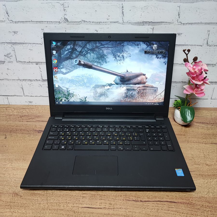 Ноутбук Б/В Dell Inspiron 15, Intel Pentium 3558U, DDR3 8 GB, SSD 128GB, 15.6" HD