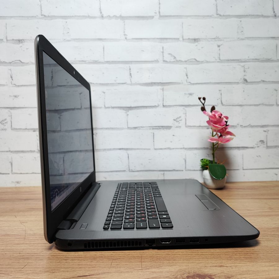Ноутбук Б/В HP 17-Y020ND, AMD A8-7410, DDR3 8 GB, SSD 256GB, AMD Radeon R5, 17.3"