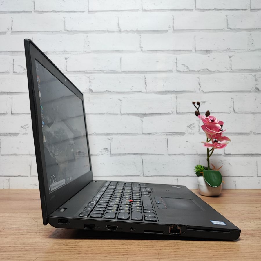 Ноутбук Б/В Lenovo T560, Intel Core i7-6600U, DDR3 16 GB, SSD 360GB, NVIDIA Ge Forse 940MX 2Gb, 15.6" Full HD