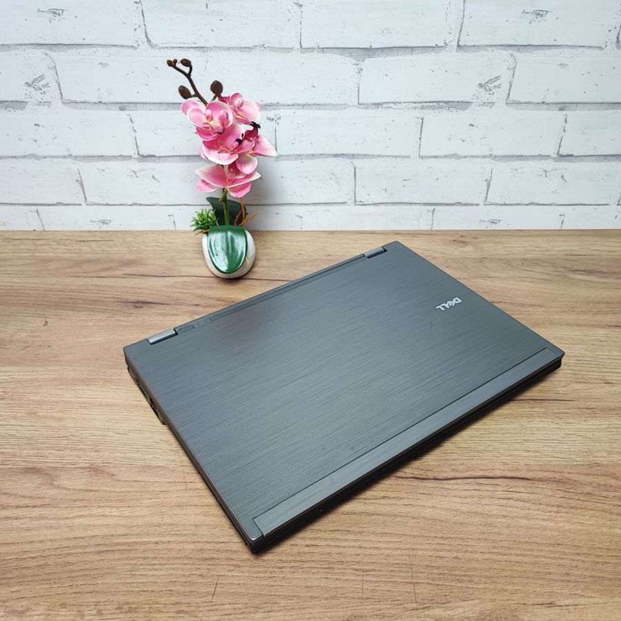 Ноутбук Б/В Dell Latitude E6410, Intel Core i5-560M, DDR3 8 GB, SSD 128GB, 15.6" HD