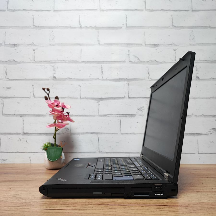 Уцінка! Ноутбук Б/В Lenovo T420, Intel Core i5-2540M, DDR3 8 GB, SSD 128GB, 14" HD Сенсор