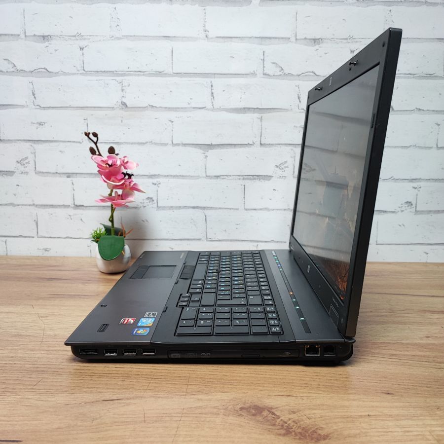 Ноутбук Б/В HP EliteBook 8740W, Intel Core i5-520M, DDR3 8 GB, HDD 750GB, AMD Radeon HD 5800, 17.3" HD
