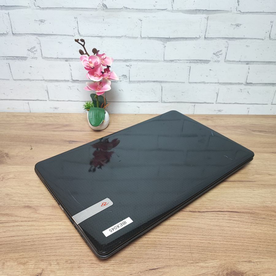 Ноутбук Б/В Packard Bell P7YS0, Intel Core i3-2330M, DDR3 8 GB, SSD 128GB, 17.3" HD