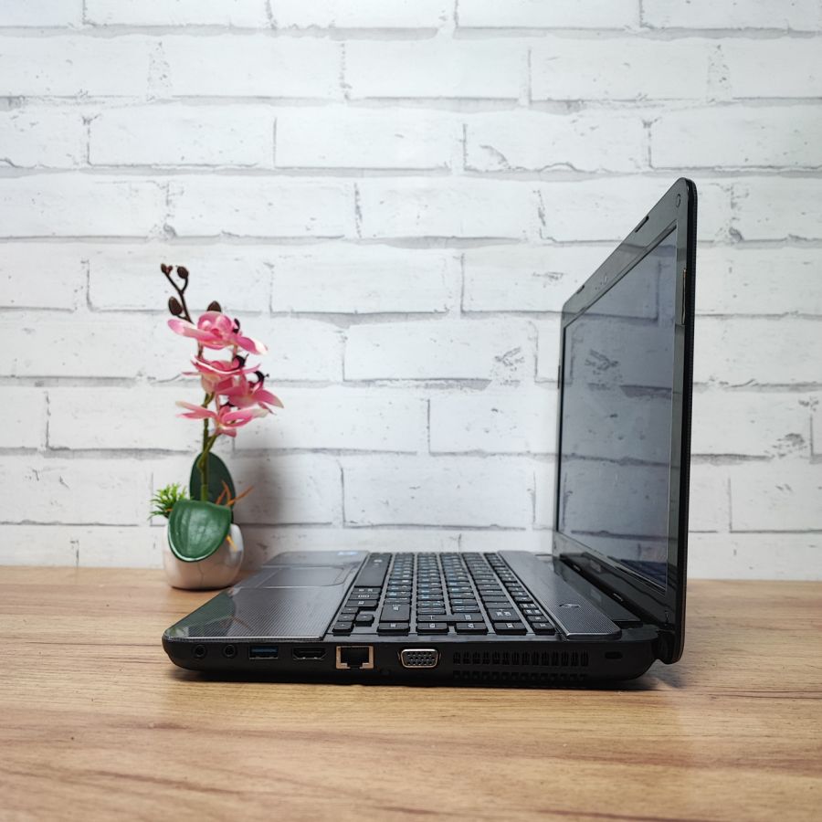 Ноутбук Б/В Toshiba Satellite Pro L830-172, Intel Core i3-2375M, DDR3 8 GB, SSD 128GB, 13.3" HD
