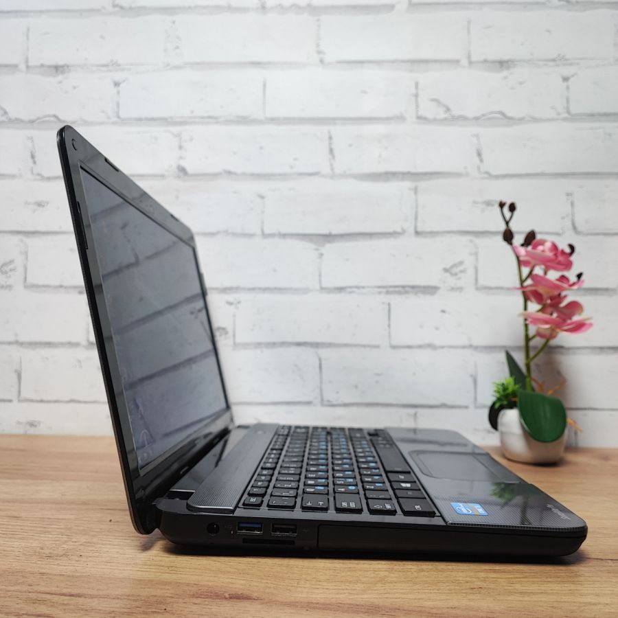 Ноутбук Б/В Toshiba Satellite Pro L830-172, Intel Core i3-2375M, DDR3 8 GB, SSD 128GB, 13.3" HD
