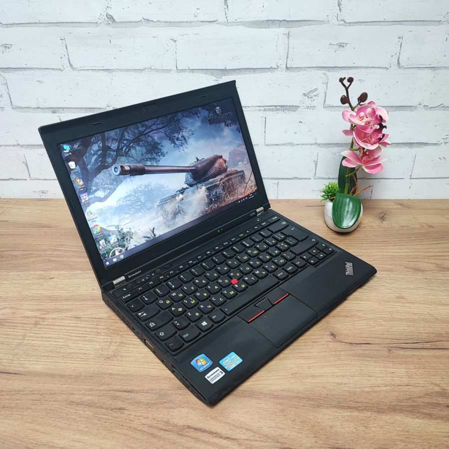 Ноутбук Б/В Lenovo X230, Intel Core i5-3230M, DDR3 8 GB, SSD 256GB, 12.5" HD