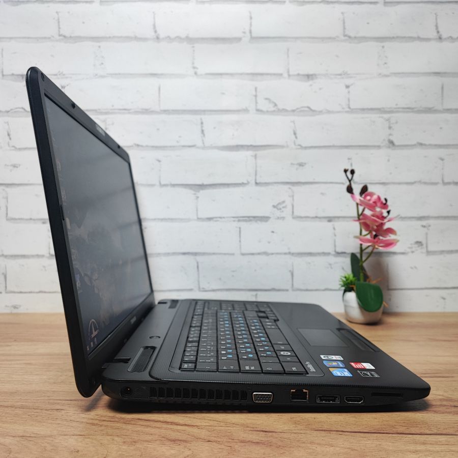 Ноутбук Б/В Toshiba Satellite Pro C670-1L0, Intel Core i3-380M, DDR3 8 GB, HDD 500GB, AMD Radeon HD 5000, 17.3" HD