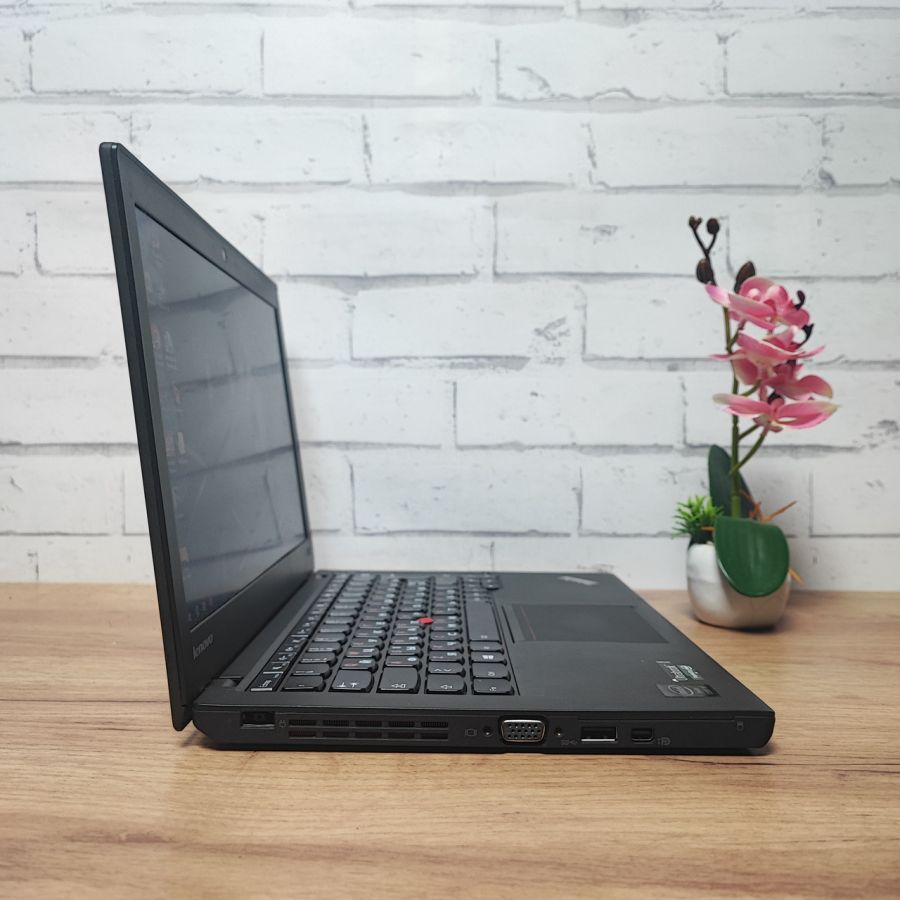 Ноутбук Б/В Lenovo X240, Intel Core i5-4200U, DDR3 8 GB, SSD 128GB, 12.5" HD