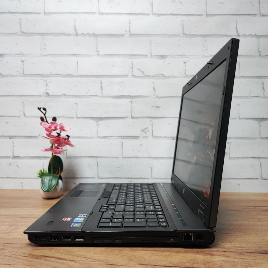 Ноутбук Б/В HP EliteBook 8740W, Intel Core i5-560M, DDR3 8 GB, SSD 128GB, AMD Radeon HD 5800 1Gb, 17.3" HD