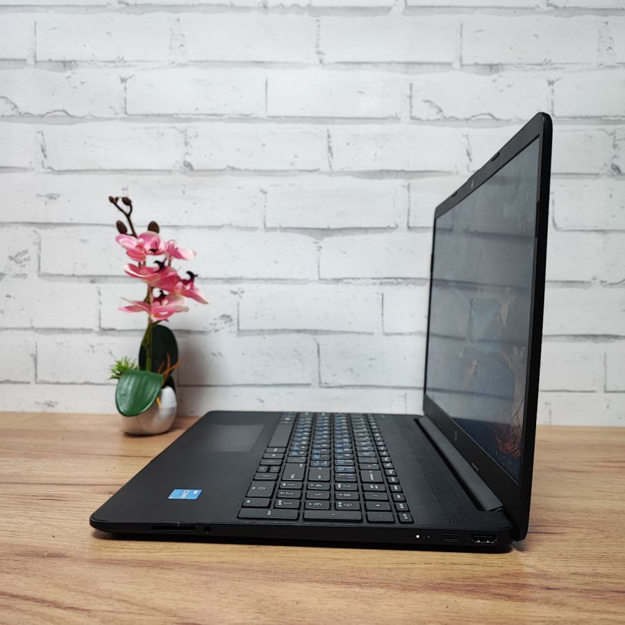 Ноутбук Б/В HP 15S-FQ2225ND, Intel Core i3-11Gen, DDR4 32 GB, SSD 256GB, 15.6" Full HD