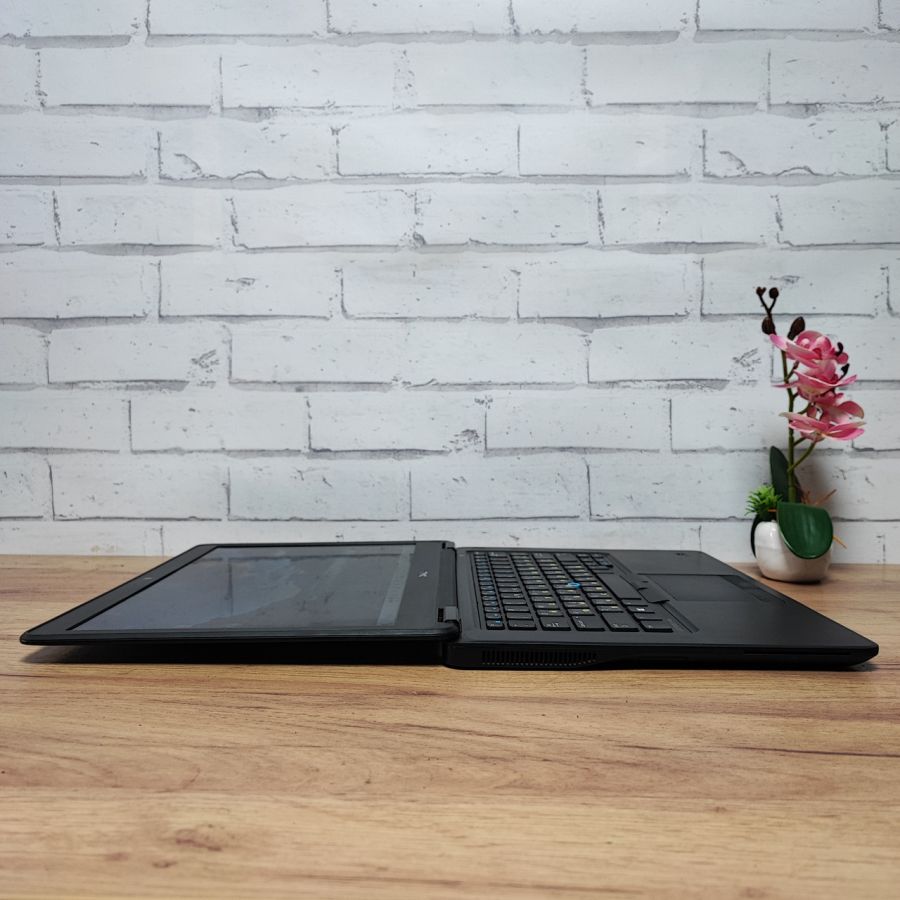 Ноутбук Б/В Dell Latitude E7450, Intel Core i7-5600U, DDR3 16 GB, SSD 256GB, 14" Full HD