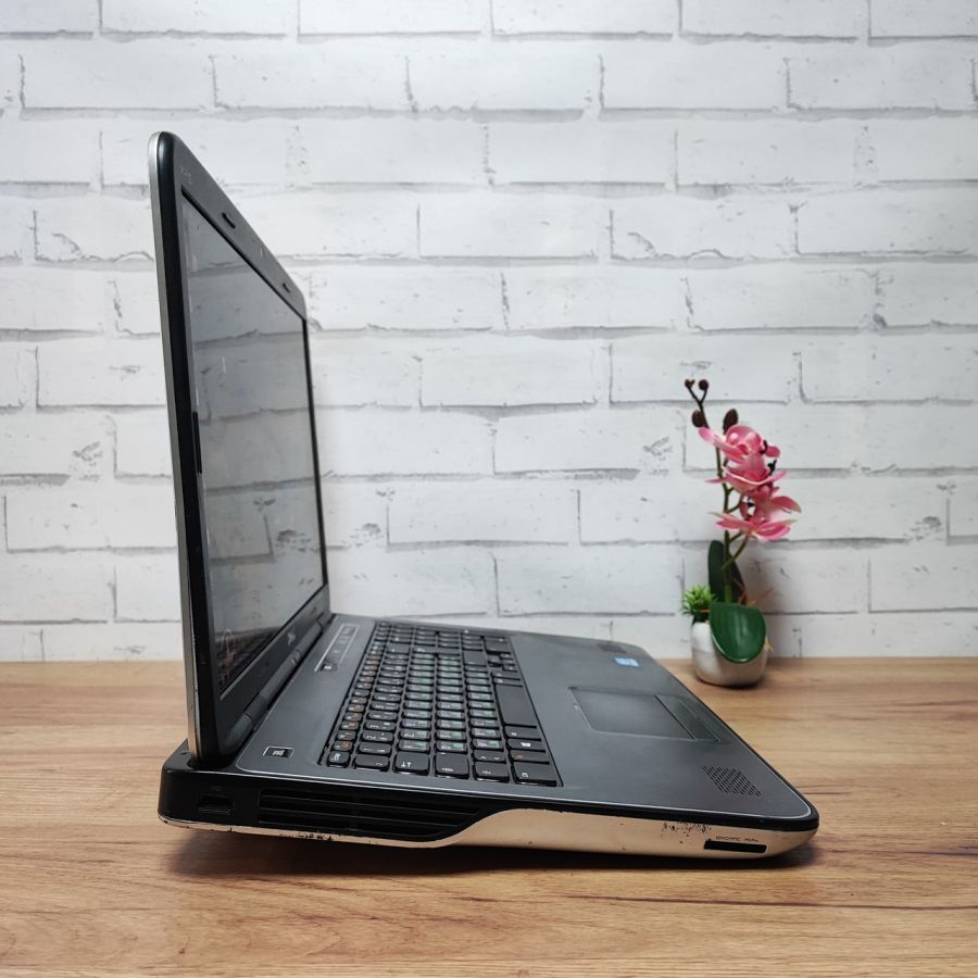 Уцінка! Ноутбук Б/В Dell XPS L702X, Intel Core i7-2670QM, DDR3 16 GB, SSD 256GB + HDD 500GB, NVIDIA GeForce GT 555M 3Gb, 17" Full HD
