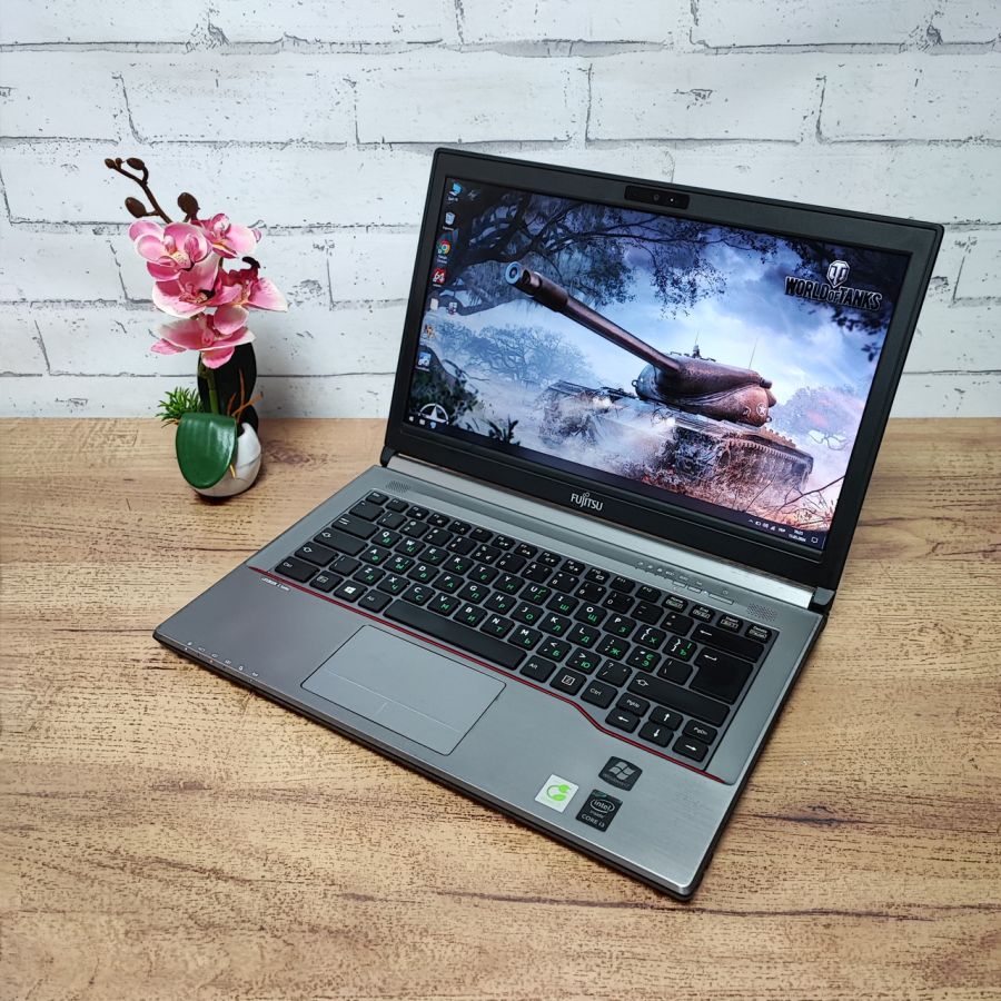 Ноутбук Б/В Fujitsu E744, Intel Core i3-4000M, DDR3 8 GB, SSD 128GB, 14" HD