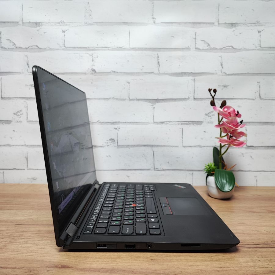 Ноутбук Б/В Lenovo Yoga 14, Intel Core i5-5200U, DDR3 8 GB, SSD 256GB, 14" Full HD Сенсор
