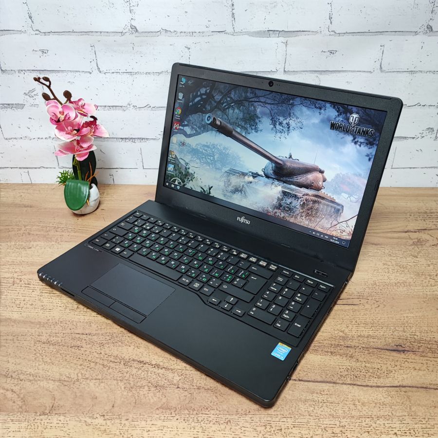 Ноутбук Б/В Fujitsu A555, Intel Core i5-5200U, DDR3 8 GB, SSD 128GB, 15.6" HD