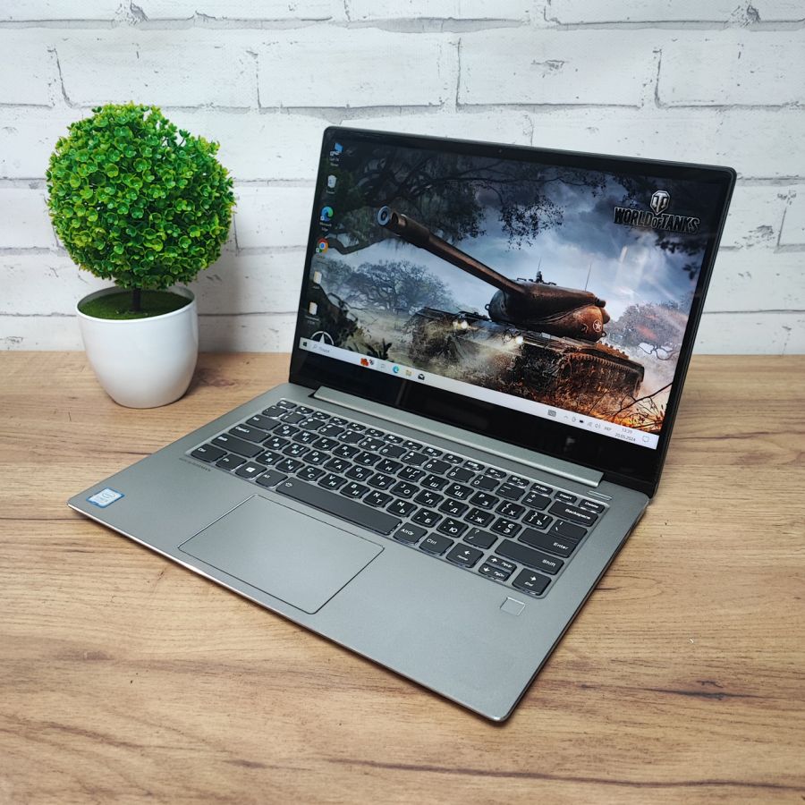 Уцінка! Ноутбук Б/В Lenovo IdeaPad 530S-14IKB, Intel Core i5-8250U, DDR4 8 GB, SSD 256GB, 14" Full HD