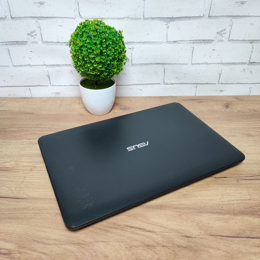 Ноутбук Б/В ASUS F554L, Intel Core i5-4210U, DDR3 12 GB, SSD 256GB, NVIDIA GeForce 820M 1Gb, 15.6"