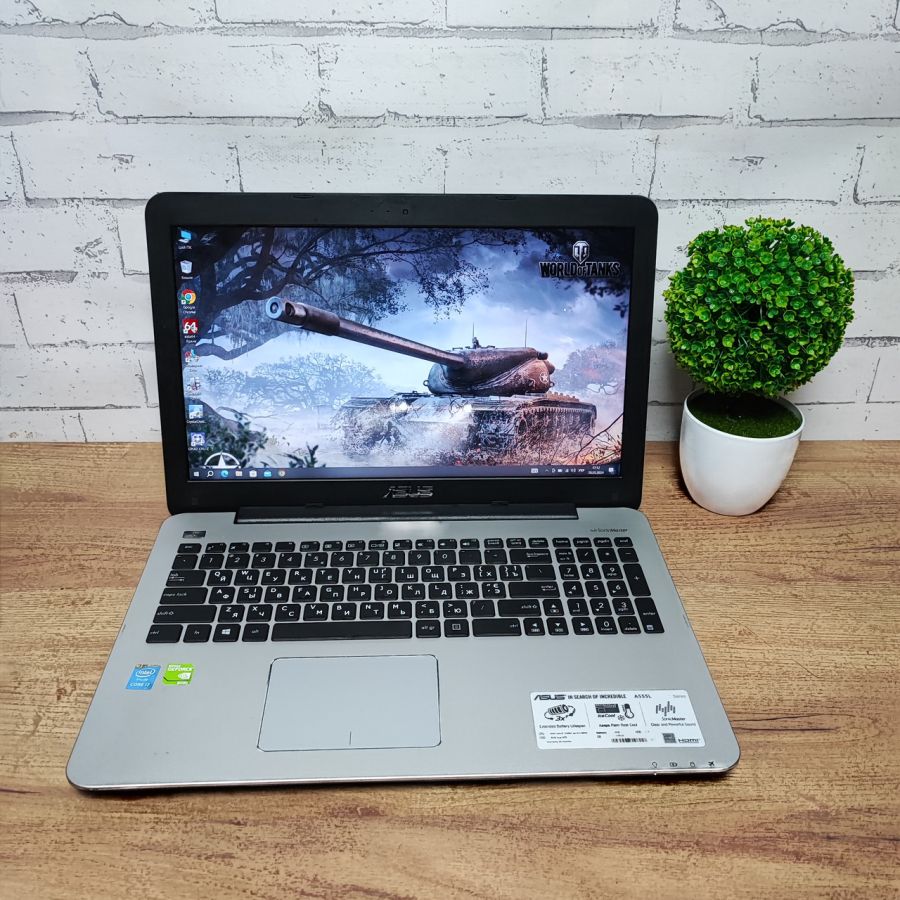 Ноутбук Б/В ASUS A555L, Intel Core i7-5500U, DDR3 12 GB, SSD 512GB, NVIDIA GeForce 920M 2Gb, 15.6" Full HD