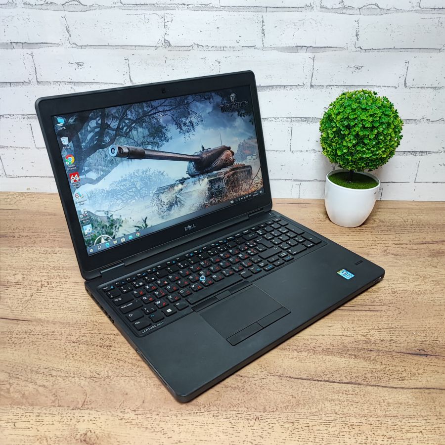 Ноутбук Б/В Dell Latitude E5550, Intel Core i5-5300U, DDR3 8 GB, SSD 128GB, 15.6" HD