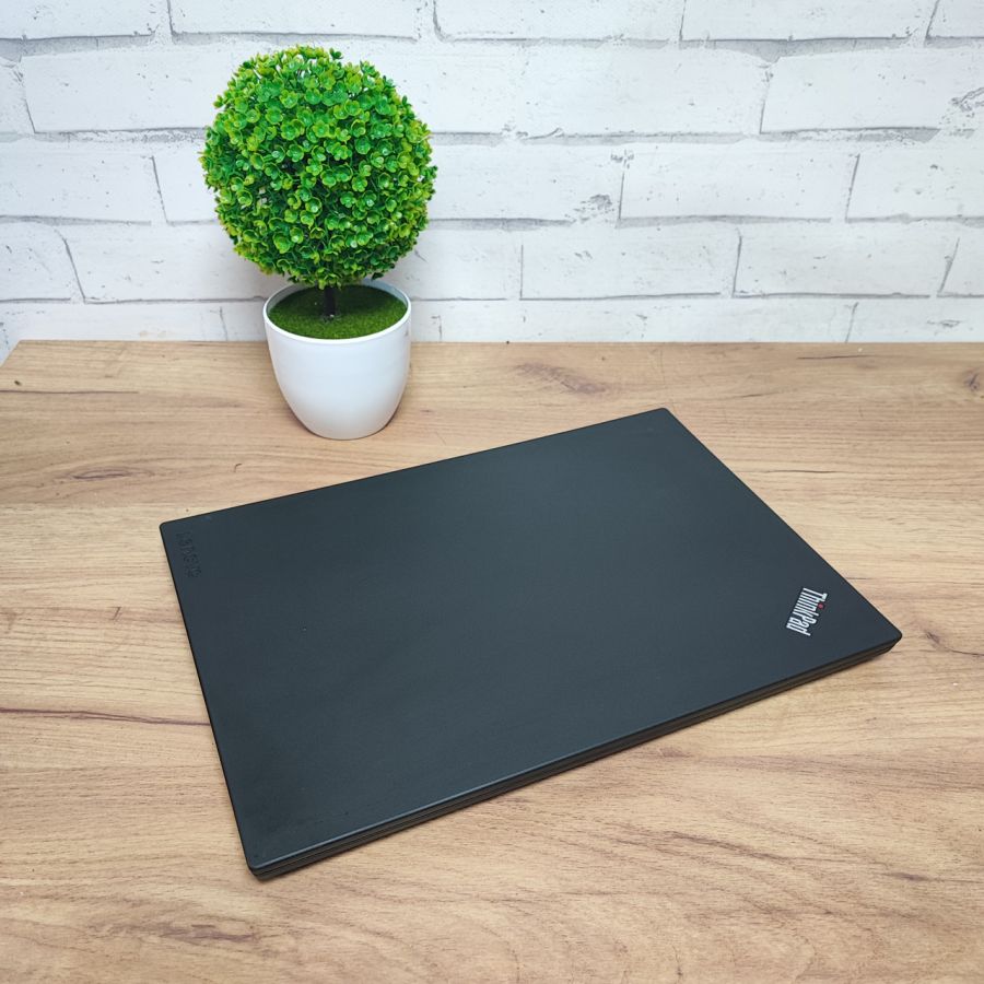 Ноутбук Б/В Lenovo T470, Intel Core i5-6300U, DDR4 8 GB, SSD 128GB, 14" Full HD Сенсор