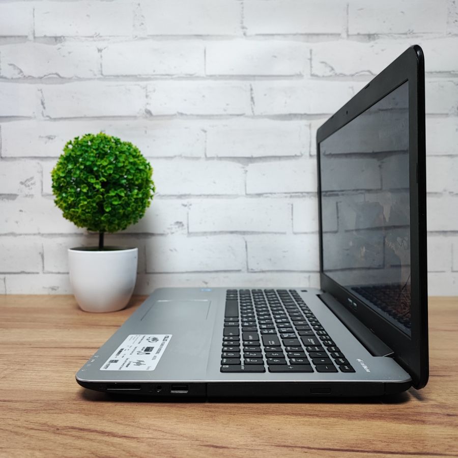 Ноутбук Б/В ASUS A555L, Intel Core i5-5200U, DDR3 12 GB, SSD 256GB, 15.6" HD