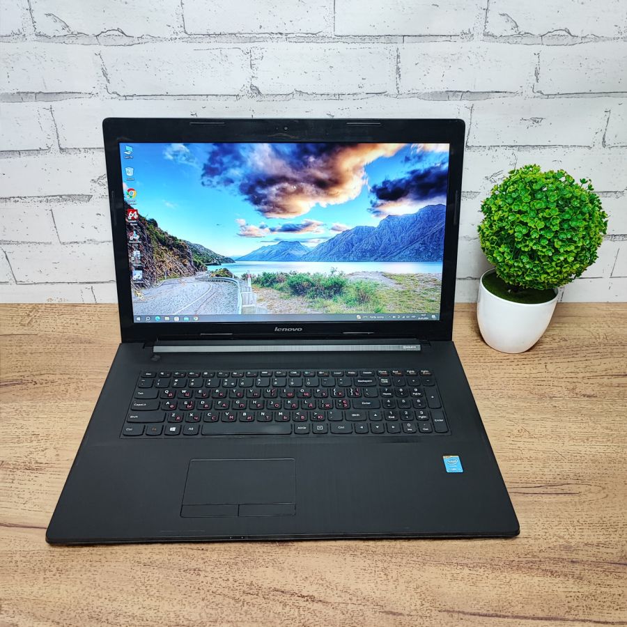 Ноутбук Б/В Lenovo G70, Intel Core i3-5005U, DDR3 8 GB, SSD 128GB, 17.3" HD