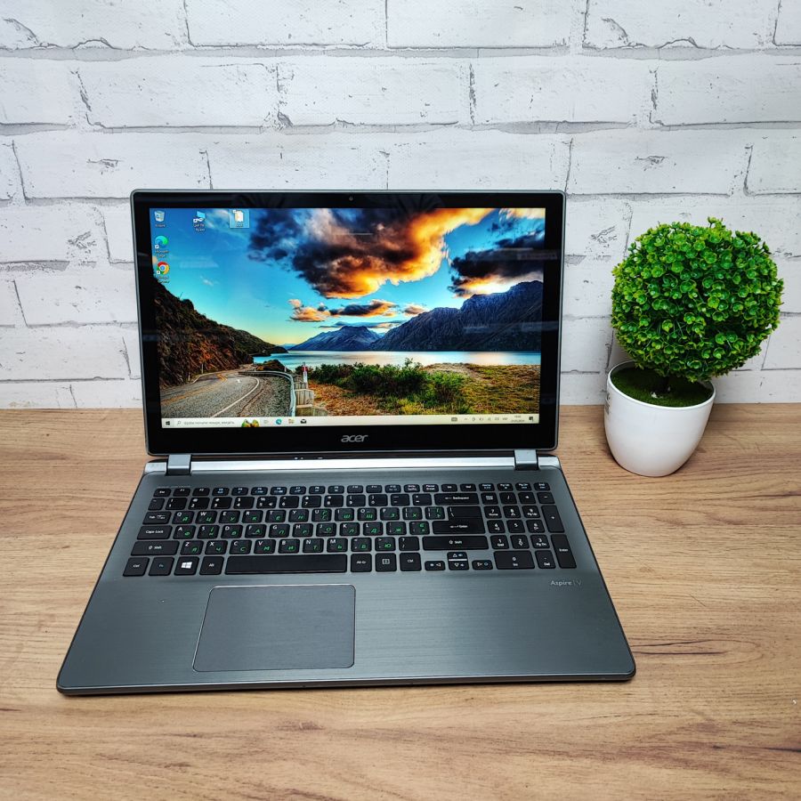 Уцінка! Ноутбук Б/В Acer Aspire V5, Intel Core i5-4200U, DDR3 8 GB, SSD 512GB, NVIDIA GeForce GT720M 2Gb, 15.6" Full HD Сенсор