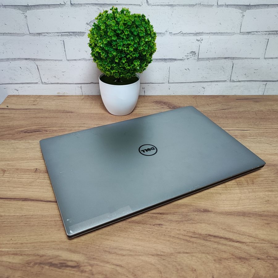 Ноутбук Б/В Dell Precision 5510, Intel Core i5-6300HQ, DDR4 16 GB, SSD 256GB, NVIDIA Quadro M1000M 2Gb, 15.6" Full HD
