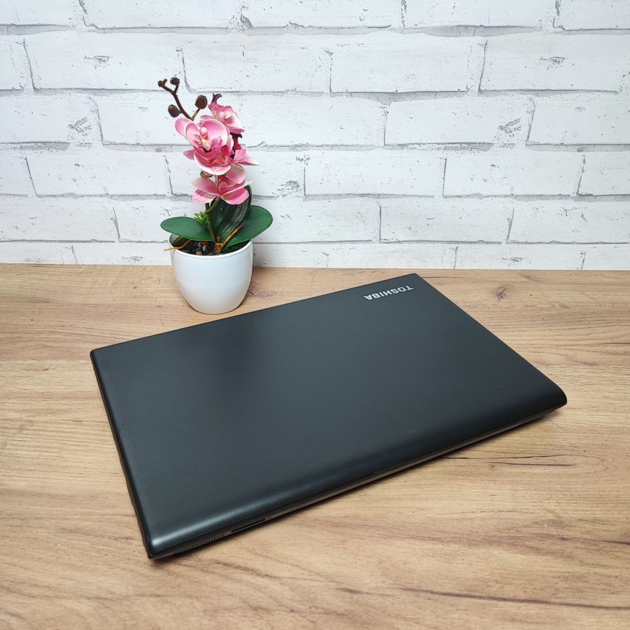 Ноутбук Б/В Toshiba Tecra A50-A-1E2, Intel Core i5-4210M, DDR3 8 GB, SSD 256GB, 15.6" HD