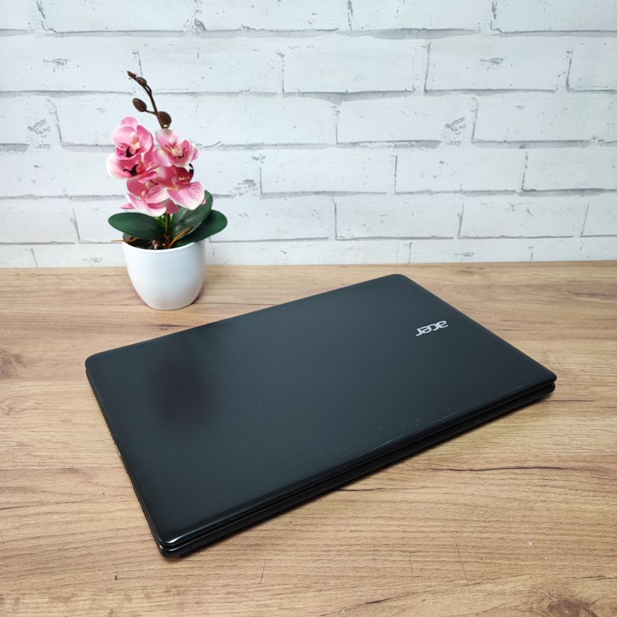 Ноутбук Б/В Acer V5WE2, Intel Core i5-4200U, DDR3 8 GB, SSD 256GB, 15.6" Full HD