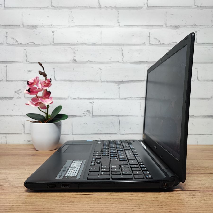 Ноутбук Б/В Acer E1-572, Intel Core i5-4200U, DDR3 8 GB, SSD 256GB, 15.6" Full HD